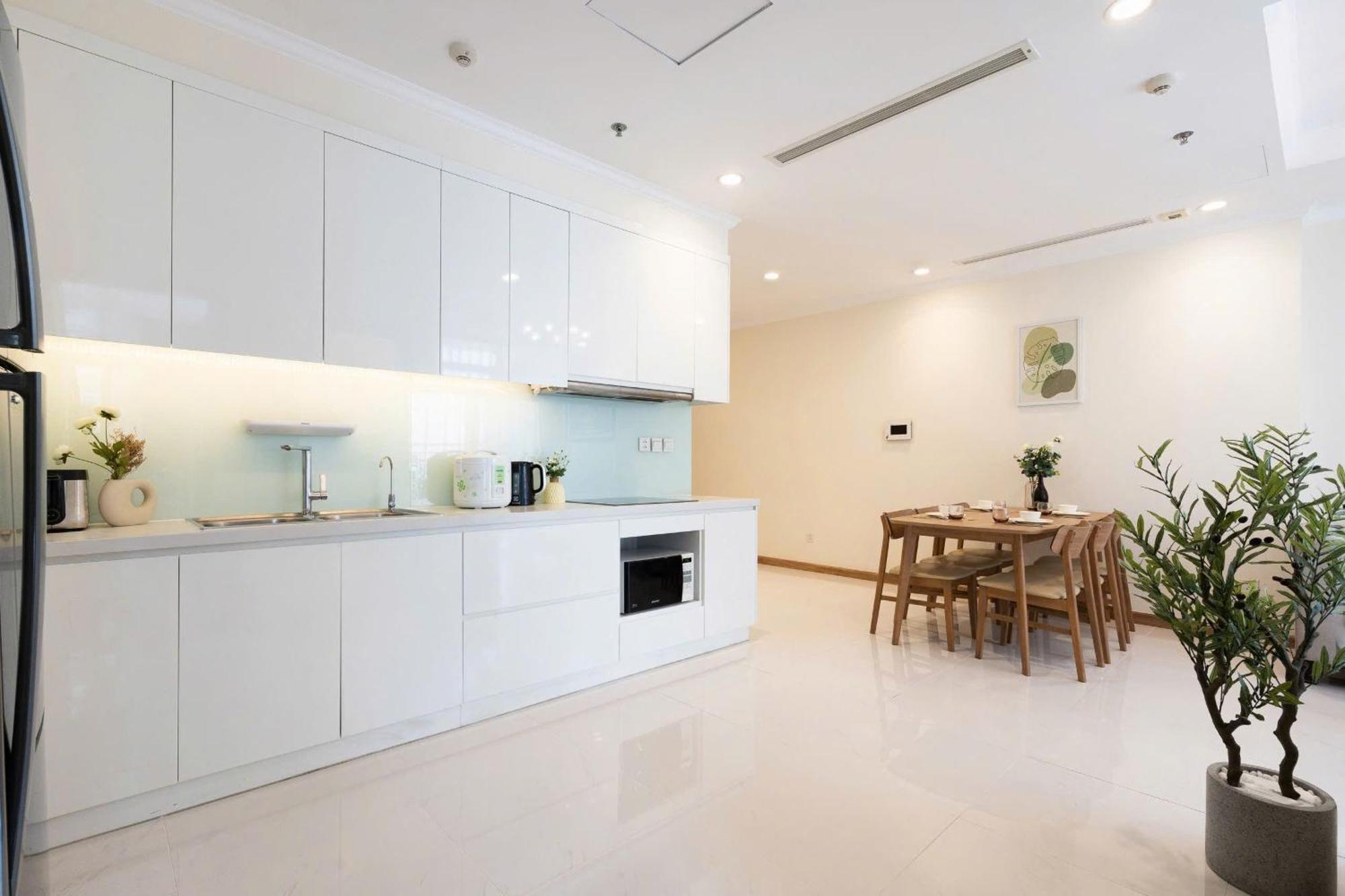 Elara Landmark Apartment